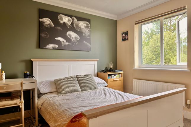 20a, Kirkwood Grove, Milton Keynes photo 4