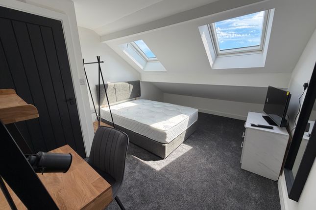 Room 5, 14 Davenport Road, Derby photo 5