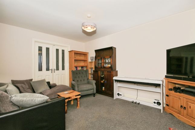 3, Cornflower Close, Peterborough photo 4