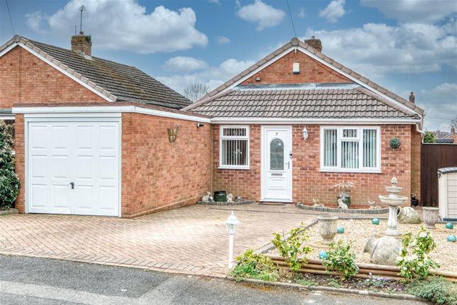 Thumbnail Bungalow for sale in Sheltwood Close, Webheath, Redditch