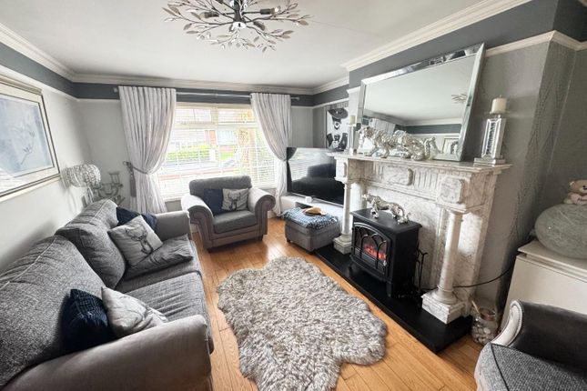 113, Hatmore Park, Derry photo 4