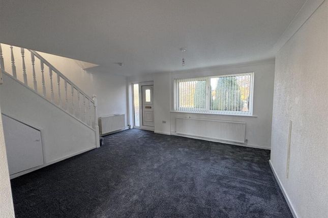 2, Altrincham photo 2
