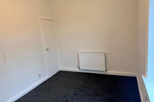 Terraced house to rent in Cleveland Street, Colne