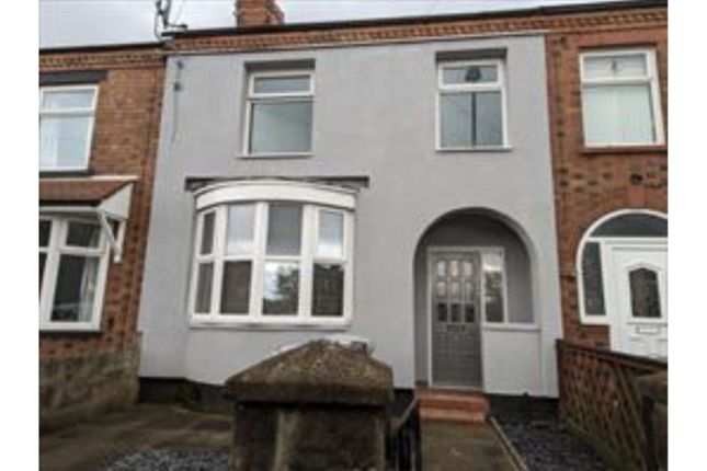 Thumbnail Semi-detached house for sale in Minshull New Road, Crewe