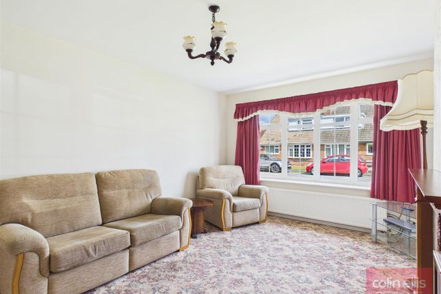 2, The Grove, Scarborough photo 3
