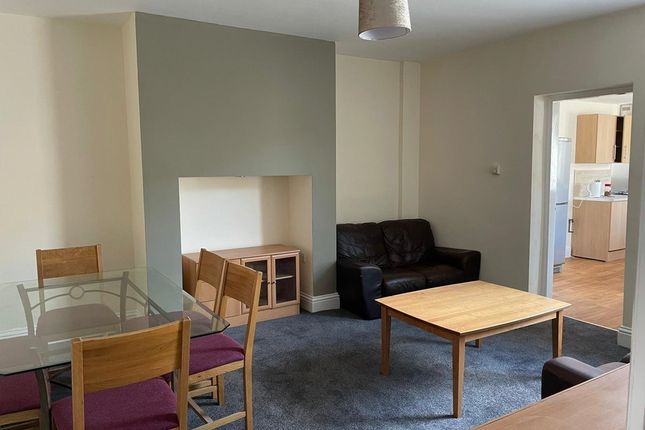 Room to rent in Cooper Street, Roker, Sunderland