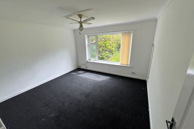 30, Pasture Walk, Bradford photo 5