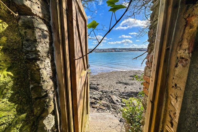68, Church Road, Milford Haven photo 4