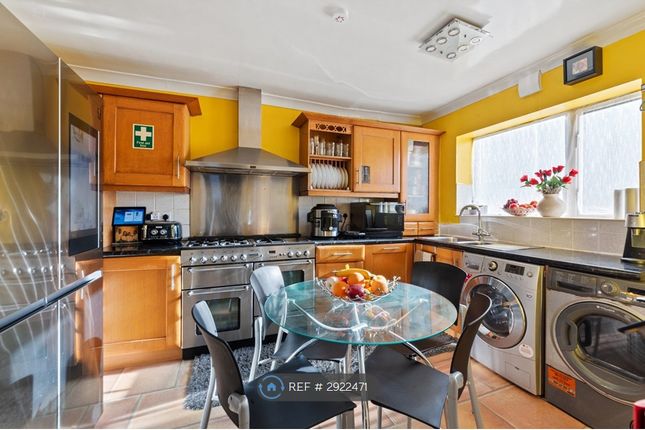 Ball Road, Llanrumney, Cardiff photo 5