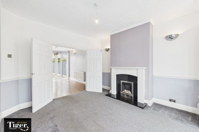 29, Riversleigh Avenue, Blackpool photo 3