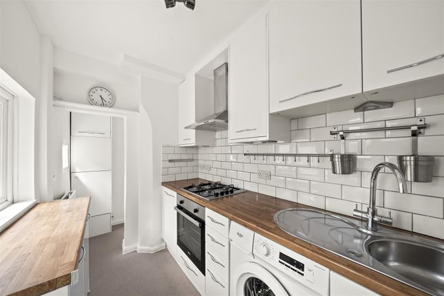 2, George Road, Guildford photo 2