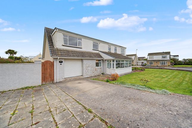47, Anglesey Way, Porthcawl photo 2