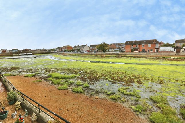 Flat 21, Alver Quay, 54, Prince Alfred Street, Gosport photo 4