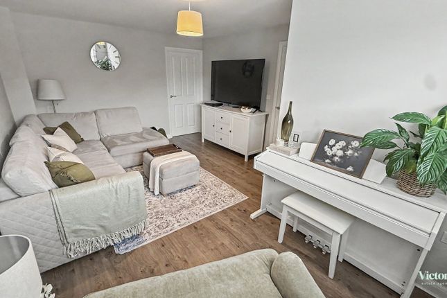 2, Edgemill Walk, Ivybridge photo 3