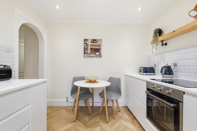 45, Folkestone Road, London photo 4