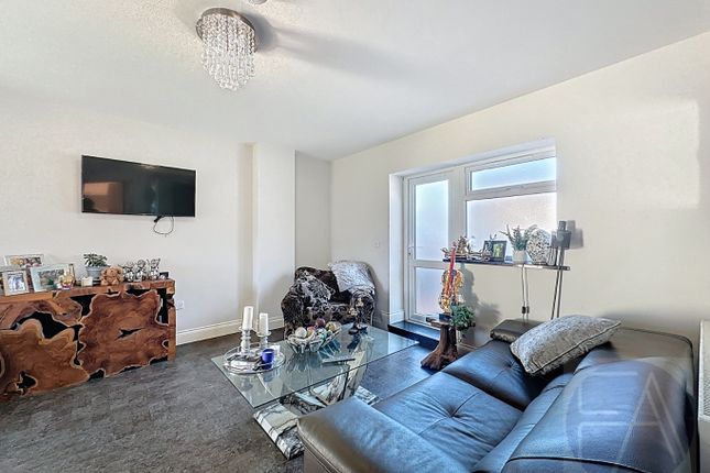 4b Shellfield Road, Southport, Merseyside photo 4