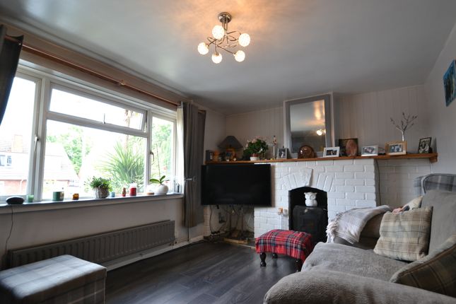 10, The Spinney, Newport photo 4