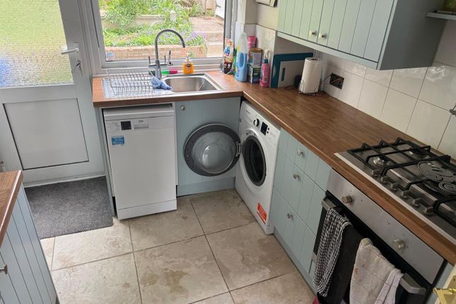 94, Prince Charles Avenue, Sheerness photo 4