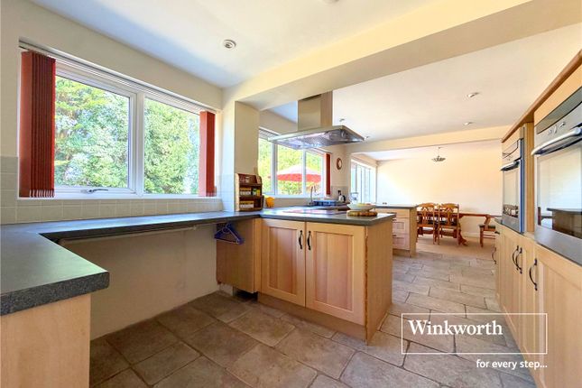 9, Matlock Road, Dorset photo 2