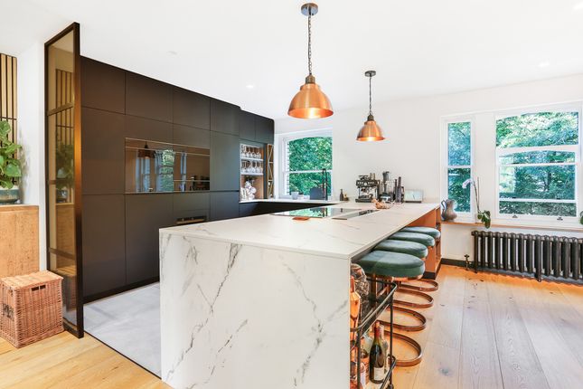 Flat Flat D, 157, King Henry's Road, Primrose Hill photo 4