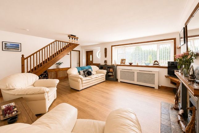 2, 2 Montgomery Street, Kinross photo 4