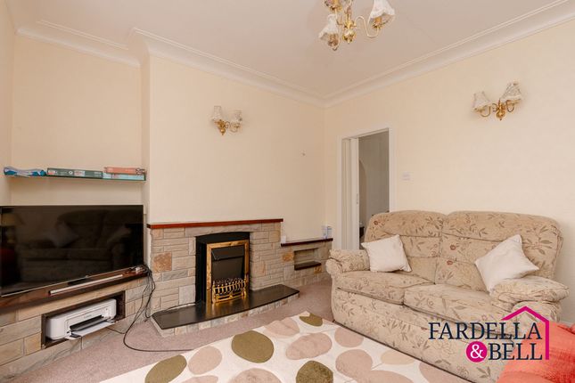5 Chiltern Avenue, Burnley photo 4
