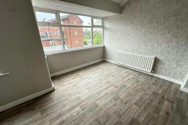 172, Gloucester Road, Droylsden photo 4