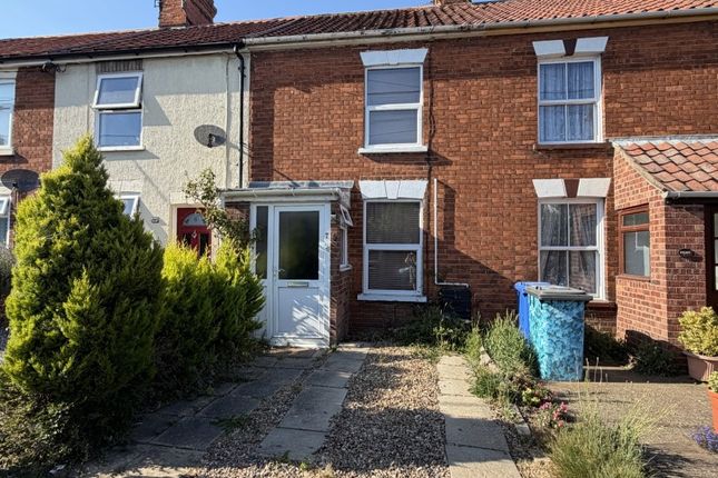 3-bed house on 7 Providence Place, Ravensmere, Beccles, £80,000