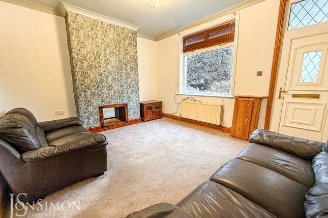 15, Robert Street, Bury photo 2