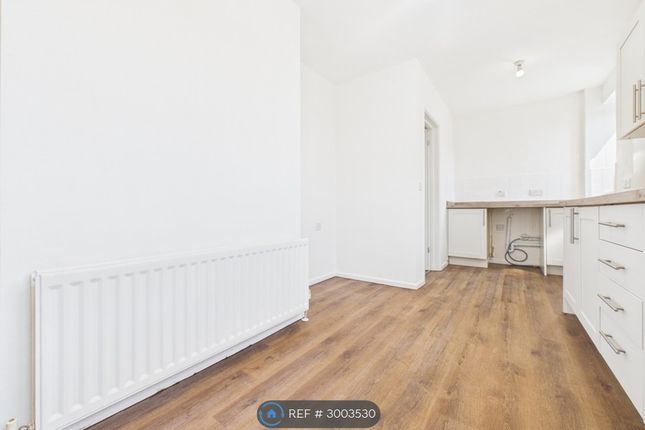 Cotswold Terrace, Stanley photo 5