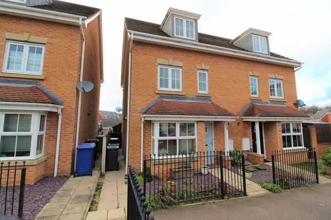 Thumbnail Semi-detached house for sale in Sunningdale Way, Gainsborough