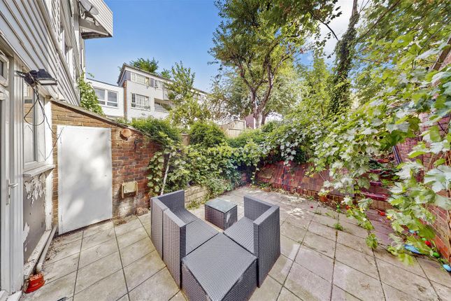 13, Chilton Street, London photo 2