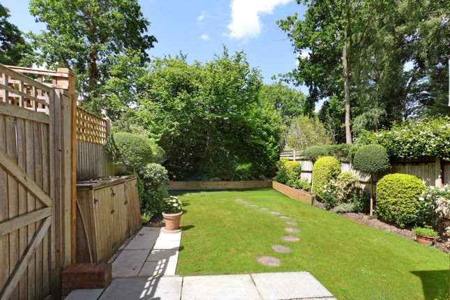 10, Oak Wood Place, Buckinghamshire photo 4