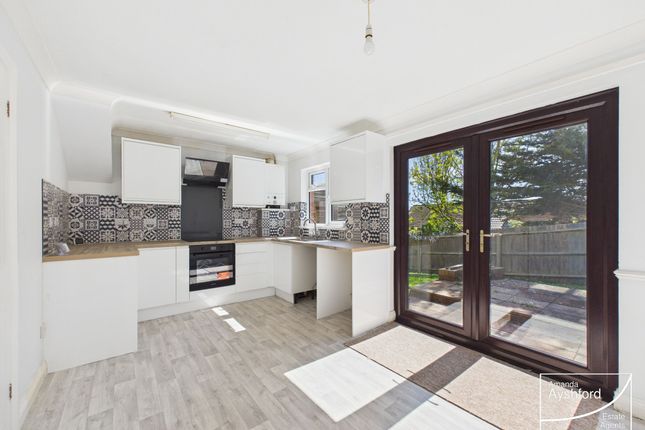 7 Spruce Way, Paignton photo 2