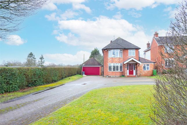 Thumbnail Detached house for sale in Main Road, Tadley, Hampshire