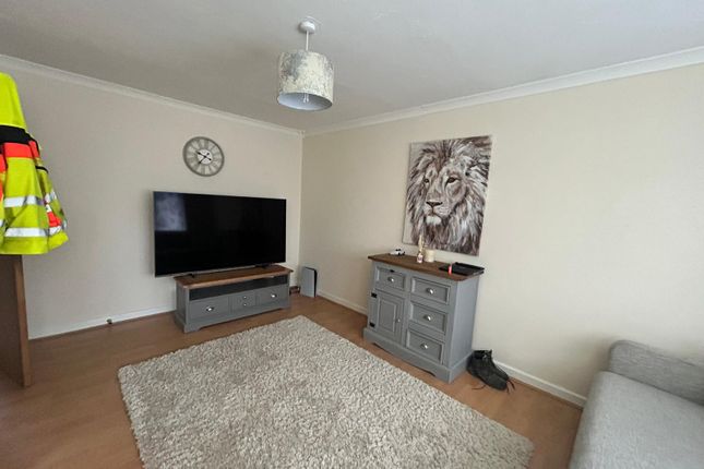 12, Aubrey Gardens, Luton photo 3