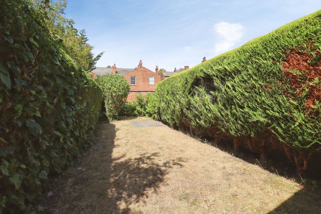 17, Tennyson Street, Lincoln photo 4