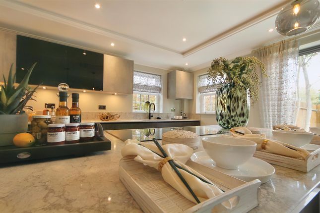 10a, Aldenham Avenue, Radlett photo 4