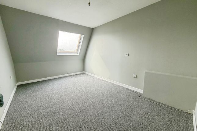 145, Peterborough photo 5