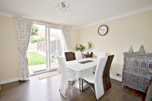 Ennerdale Crescent, Burnham photo 4
