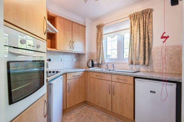 1, Saxon Court, Hitchin photo 3