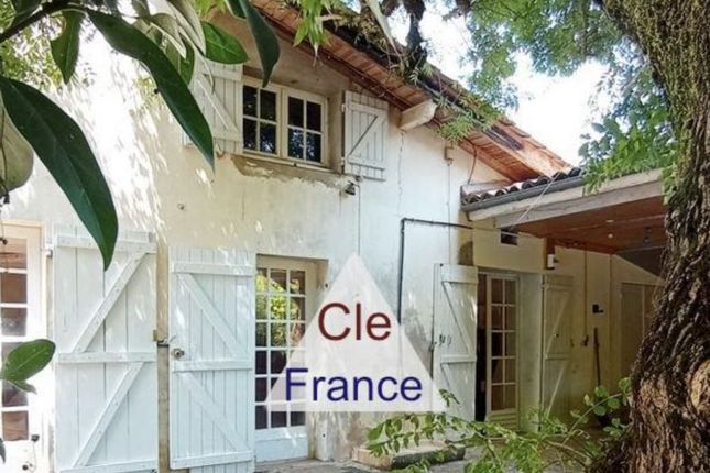 Property for sale in La Sauve, Aquitaine, 33670, France