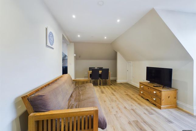 Flat 5, 28, Barnfield Road, Exeter photo 2