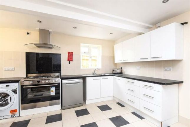 Room 3, 232, Marston Road, Marston photo 3