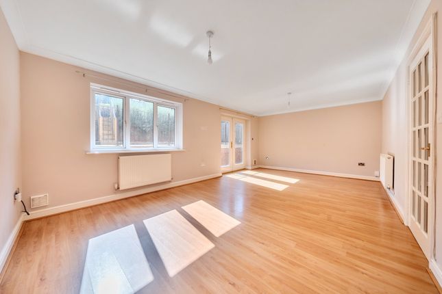 1, Kings Orchard, Warminster photo 3