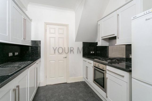 Detached house to rent in Aubrey Road, Walthamstow, London