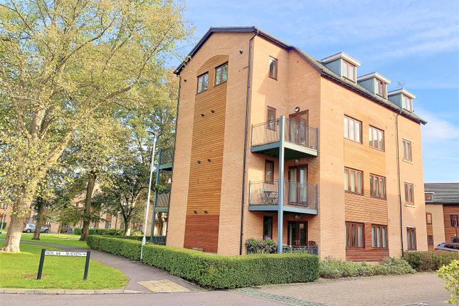 Thumbnail Flat for sale in Abberley Wood, Great Shelford, Cambridge
