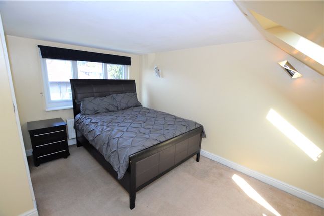 1, Cameron Road, London photo 3