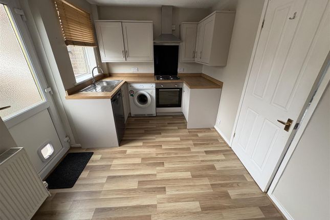 37, Ripley Road, Liversedge photo 3