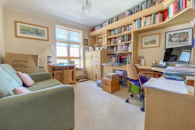 Flat for sale in Cromwell Mews, Marlborough, Wiltshire